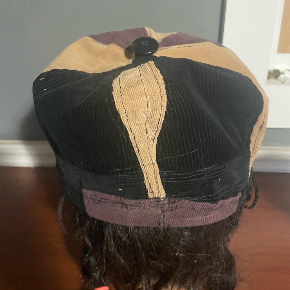 Custom hat - Picture 4 of 7